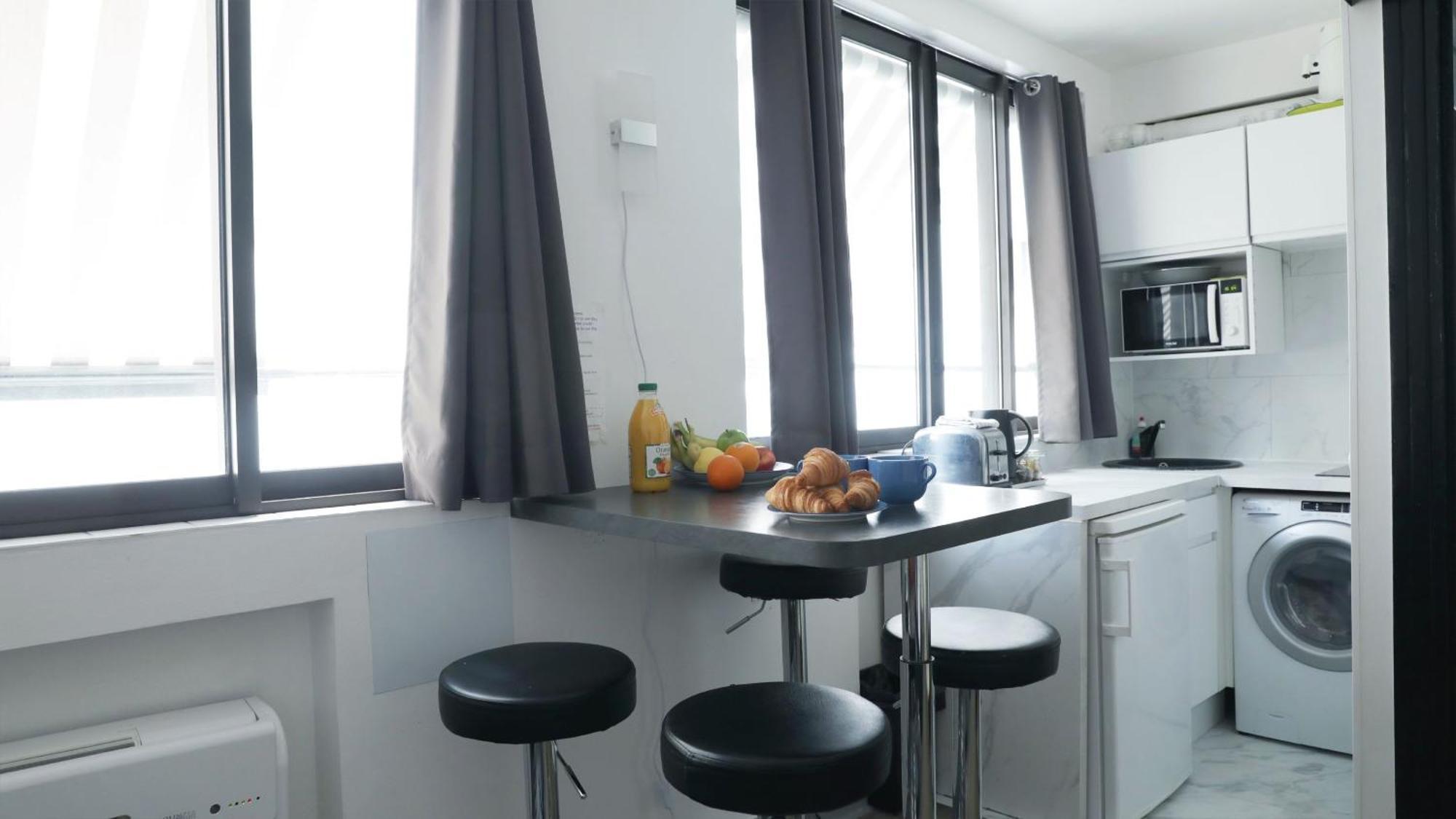 Arc De Triomphe & Trocadero Square - Cityapartmentstay Paris Extérieur photo